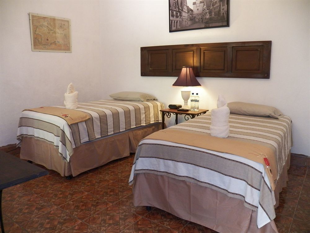 Hotel Gran Plaza Euromaya Antigua Ngoại thất bức ảnh